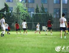 IM体育社区互动入口-全队备战！球员们积极备战下一场比赛的简单介绍