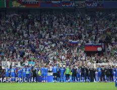 IM体育平台-欧洲足球锦标赛中球员技术水平飙升