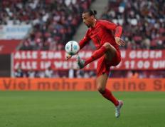 IM体育app-关于阿森纳逆转塞维利亚，萨内关键制胜的信息