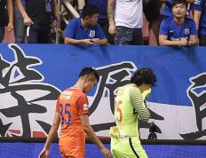 IM体育官方网站-关于上港在主场力克对手夺取三分的信息