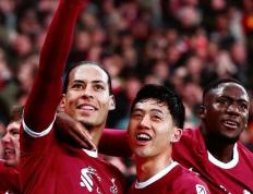 IM体育app-赛场的风云变幻：球队充满斗志备战的简单介绍