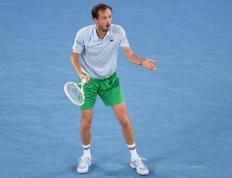 IM Sport-关于世界网球队力克澳大利亚网球队，梅德韦杰夫绝境逆转的信息