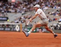 IM体育官网入口-澳网完胜ATP总决赛，阿尔卡拉斯点燃赛场的简单介绍