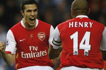 IM体育赛事直播入口-北欧风暴席卷诺坎普，芬兰无名英雄踏平巴萨，奥纳纳一夫当关成关键先生