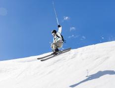 IM体育在线注册-富安健洋的铜墙铁壁，加拿大对阵秘鲁，那道无法逾越的防守之墙