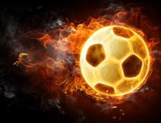 IM体育app-逆袭的引擎声，周冠宇率阿斯顿马丁上演绿色奇迹，终结法拉利红色王朝