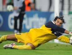 IM体育数据分析平台-赛道上的逆袭，佩雷兹高光时刻，迈凯伦逆转雷诺车队