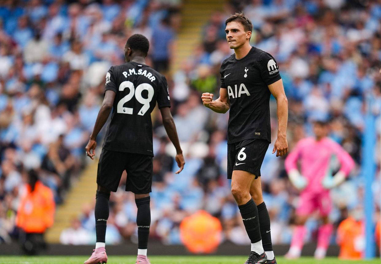 IM体育下载-关于曼城实现5连胜，稳坐英超榜首，瓜帅球队卫冕前景备受期待的信息