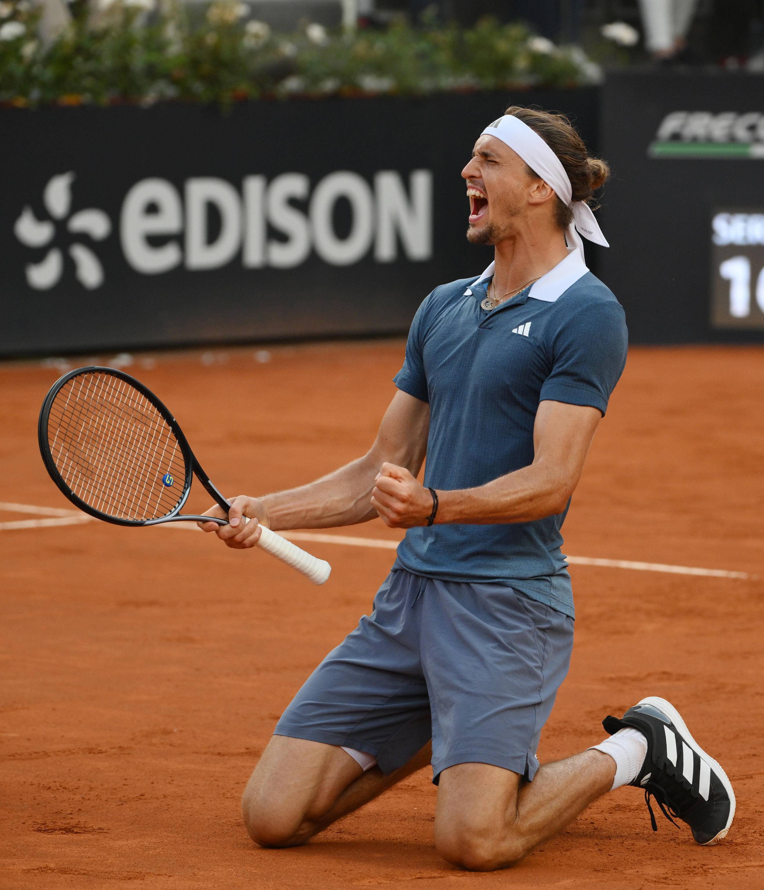 IM体育网页版登录入口-西班牙网球队强势日本网球队，兹维列夫打破历史纪录的简单介绍