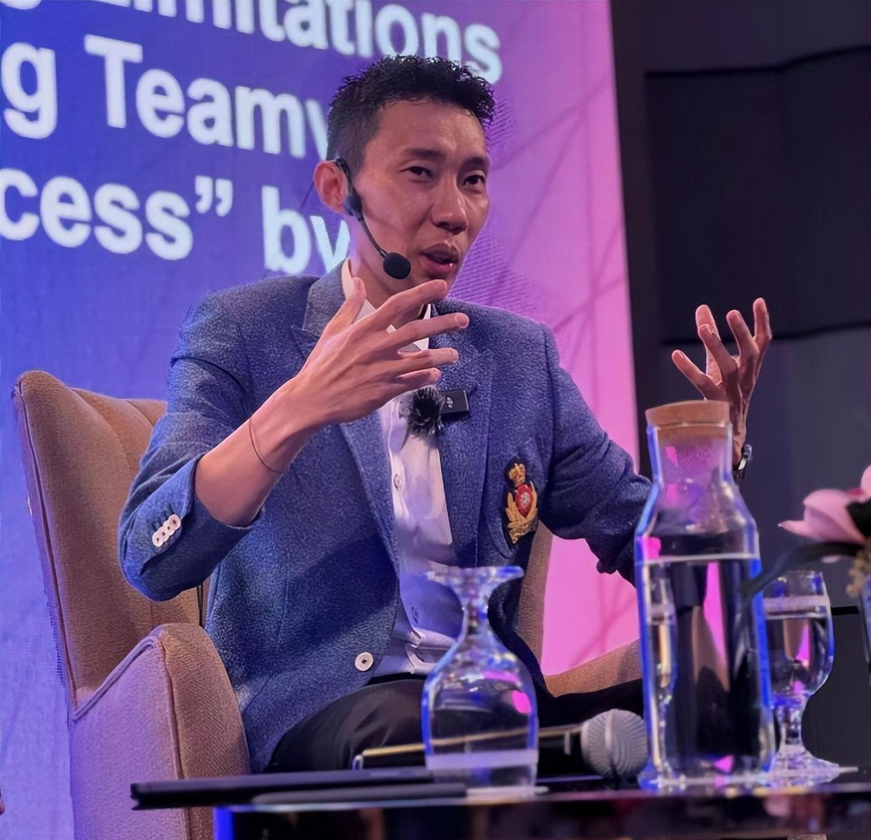 IM体育网页版登录入口-包含马来西亚羽毛球队完胜日本羽毛球队，李宗伟爆发神勇的词条