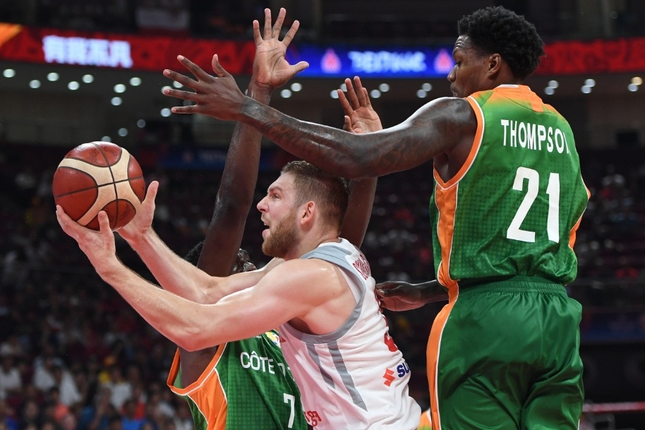 IM体育app-俄罗斯篮球队击败对手，晋级决赛