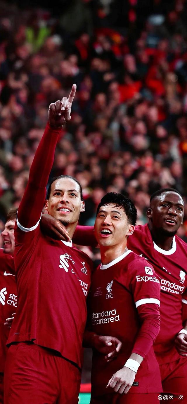 IM体育app-赛场的风云变幻:球队充满斗志备战的简单介绍