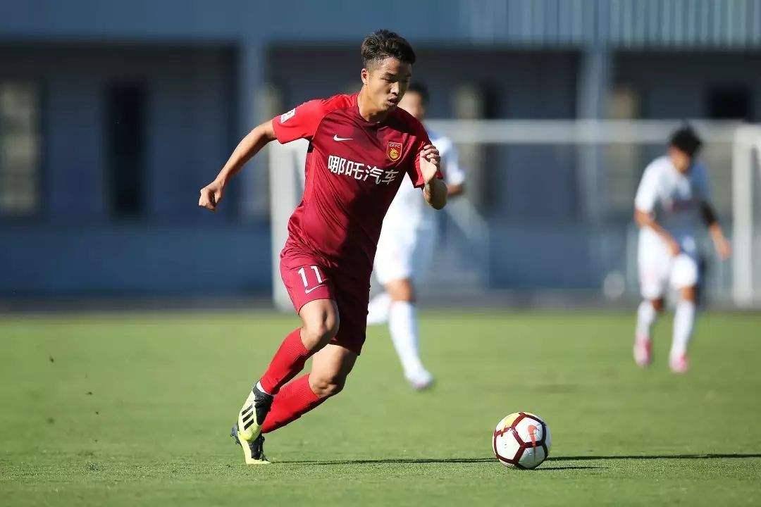 IM Sport-前锋暴力抽射绝杀，走马上任成英雄的简单介绍