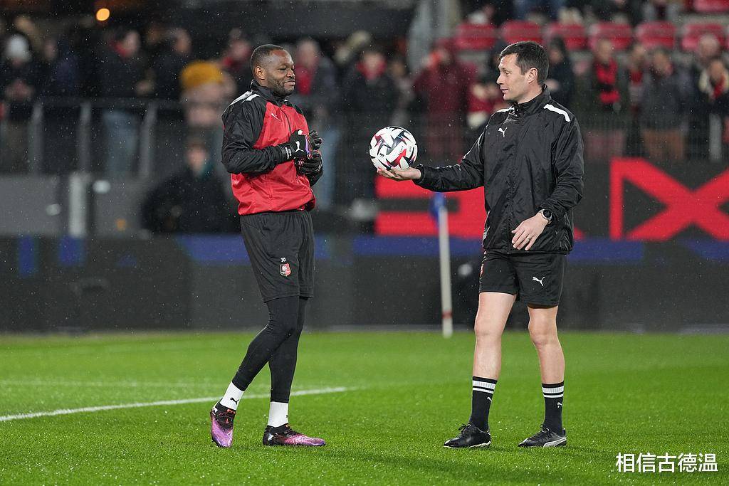 IM体育平台-包含南特主场不敌雷恩,球队保级压力加大的词条