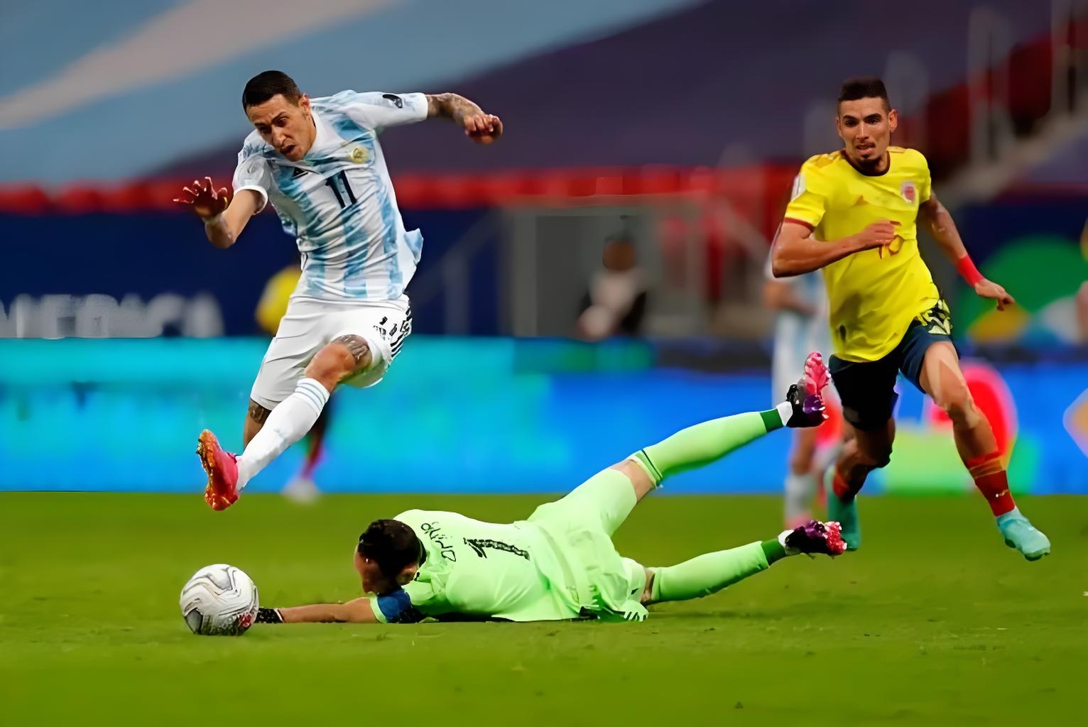 IM体育官方网-包含墨西哥翻盘阿根廷，苏亚雷斯状态火热的词条