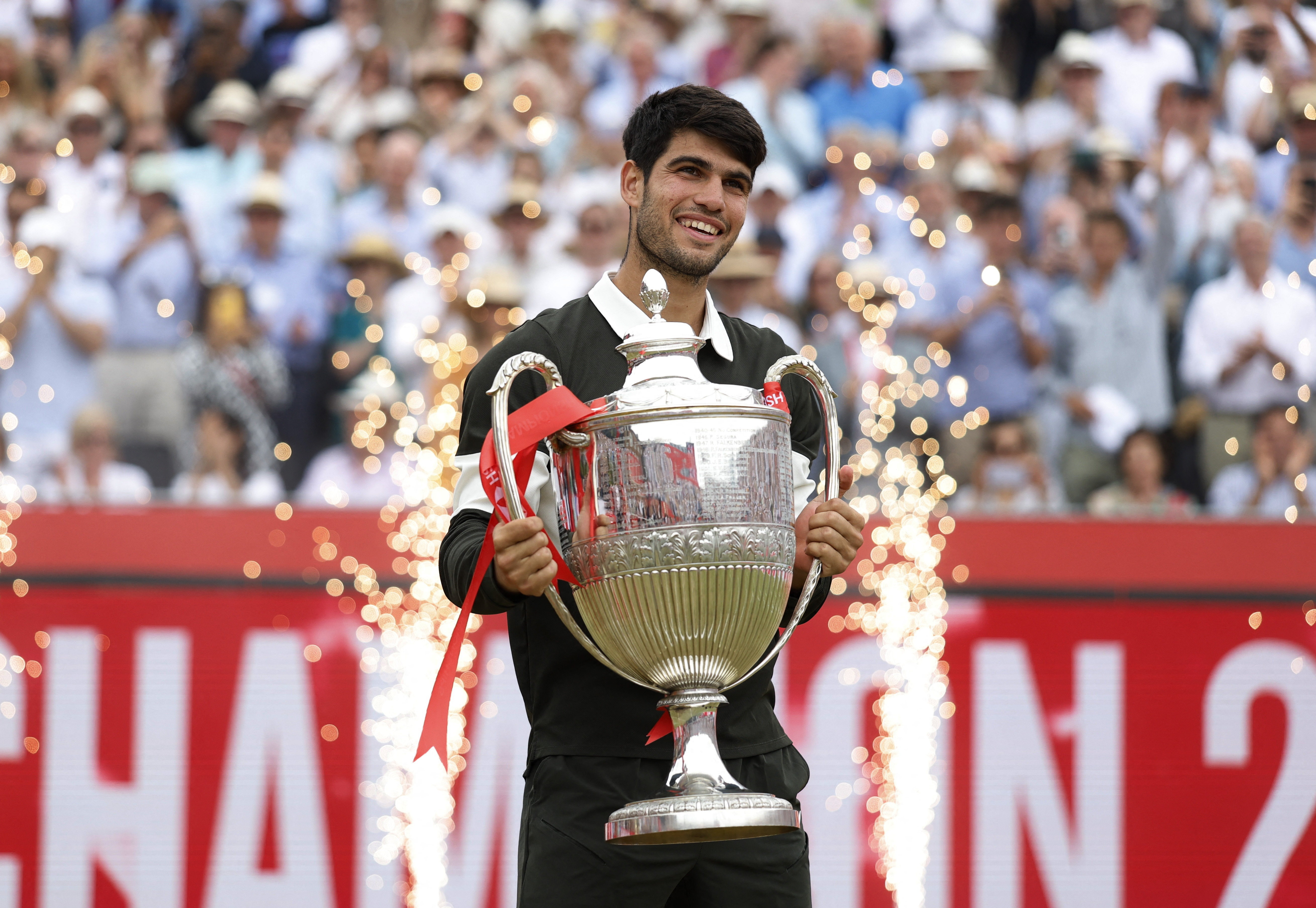 IM体育在线注册-澳网完胜联合杯，阿尔卡拉斯惊艳四座的简单介绍