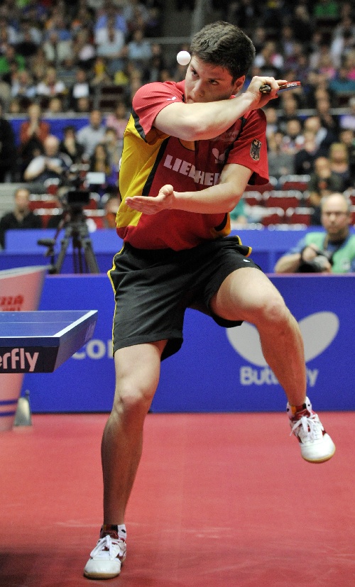 IM体育官网-中国队力克日本队,奥恰洛夫点燃赛场