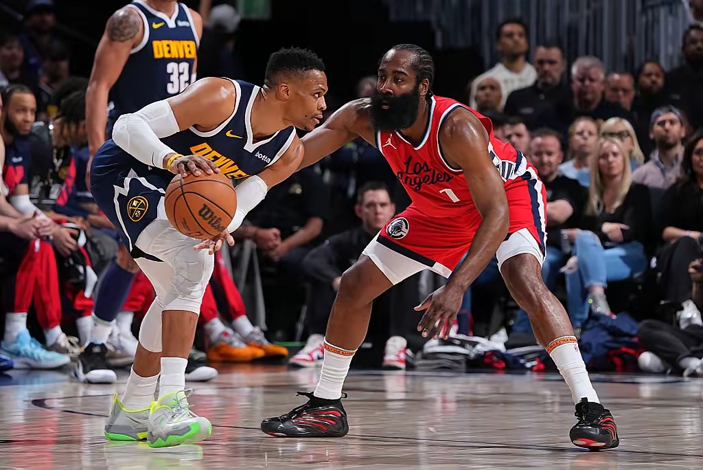 IM Sport-掘金险胜热火,乔治高光表现的简单介绍