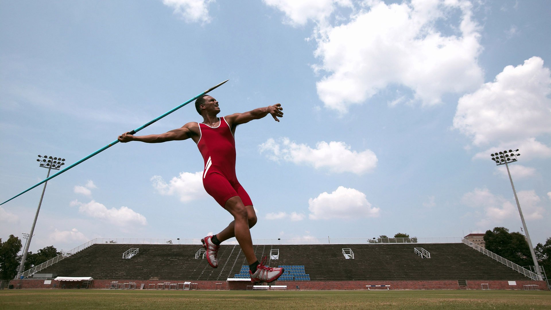 IM体育平台-年度焦点之战之夜，文班亚马点燃赛场