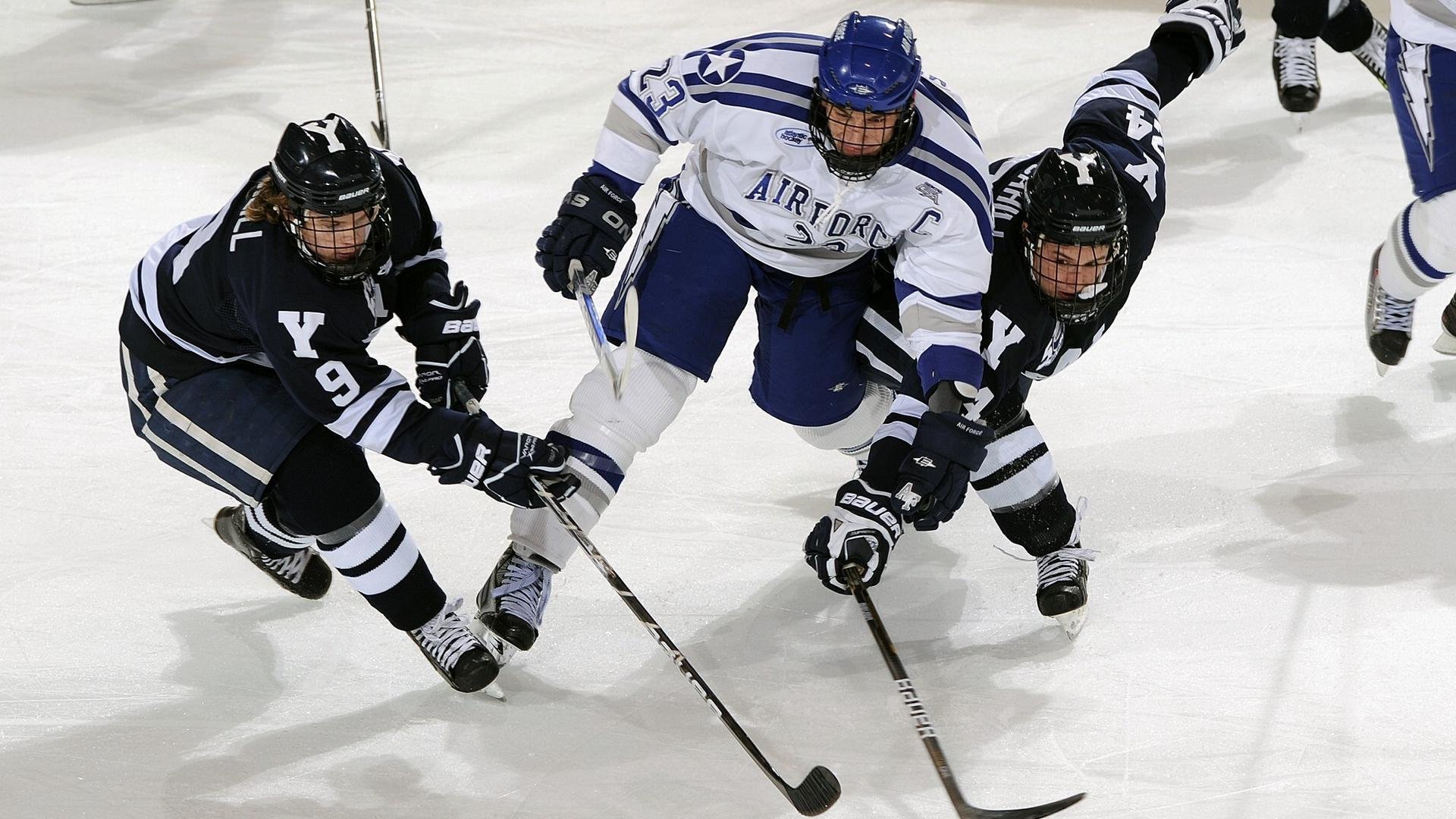 IM体育动画直播通道-铁翼横空,当霍勒迪化身老鹰,在抢七夜收割新疆