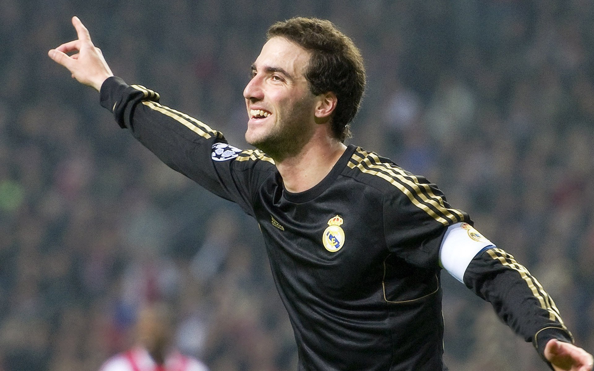 IM体育平台-欧冠决赛之夜，萨内彻底打爆防线